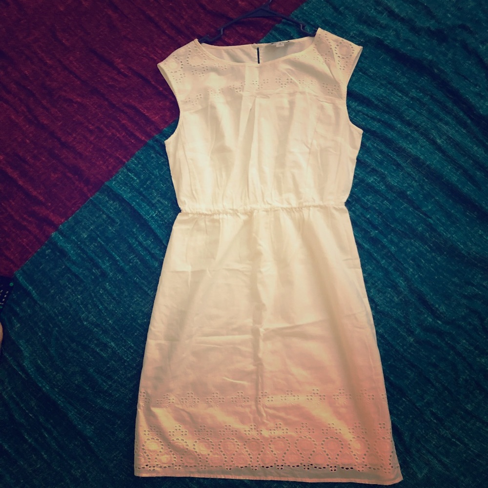White lace dress